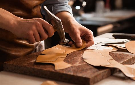 lavorazione pelle e cuoio.